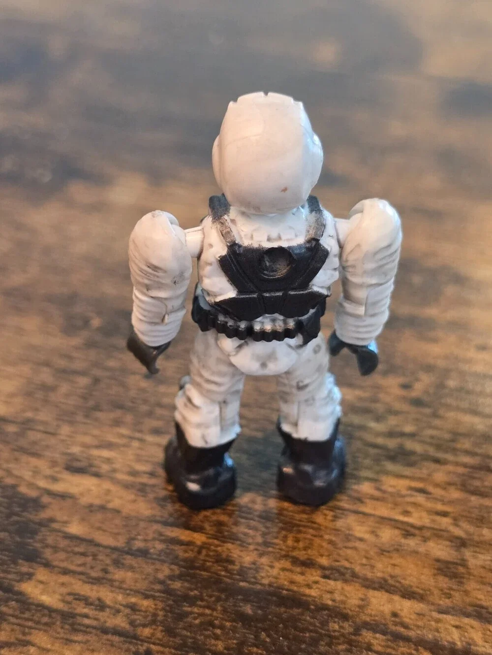 Halo Mega Bloks Arctic UNSC Pilot minifigure